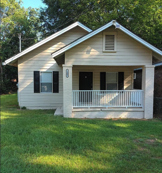 2405 Palmetto St. Montgomery, AL 36107
