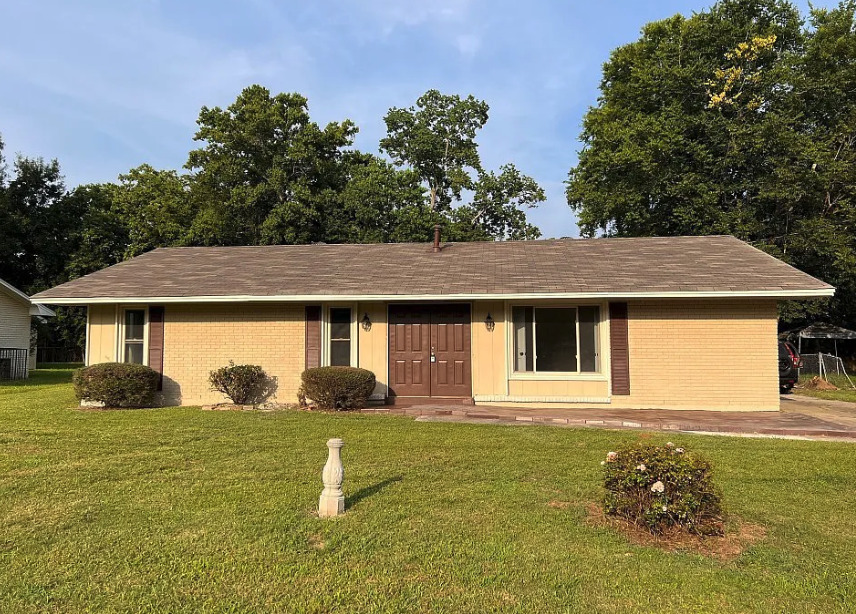 4751 Queensbury Court