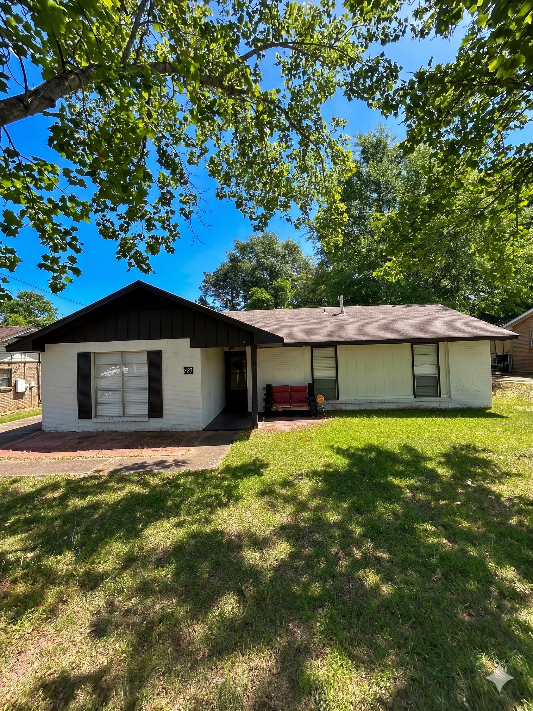 728 Amity Lane